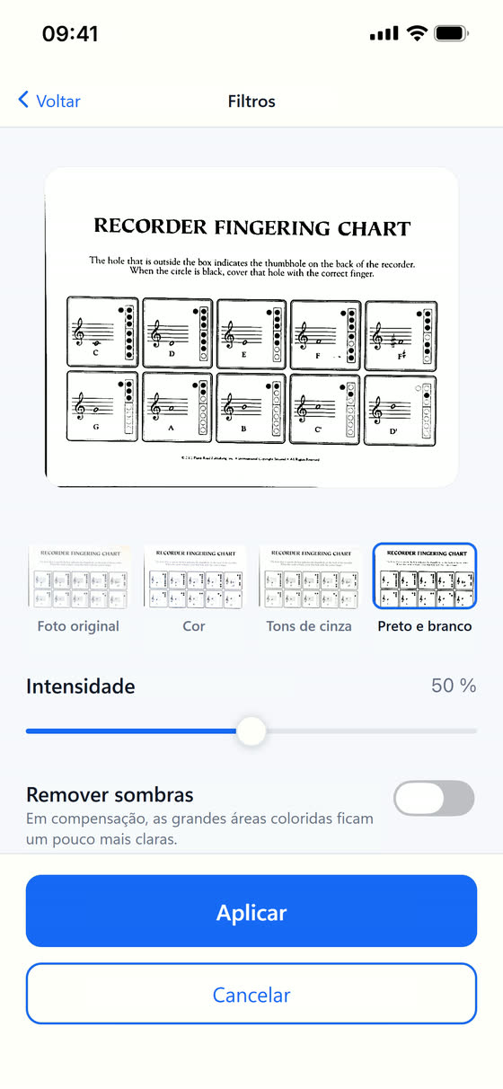 A tela de filtros do Scan Cam: as páginas do documento no alto, os quatro acabamentos embaixo, um controle de intensidade e uma chave para remover sombras.